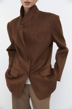 Single-breasted suede jacket